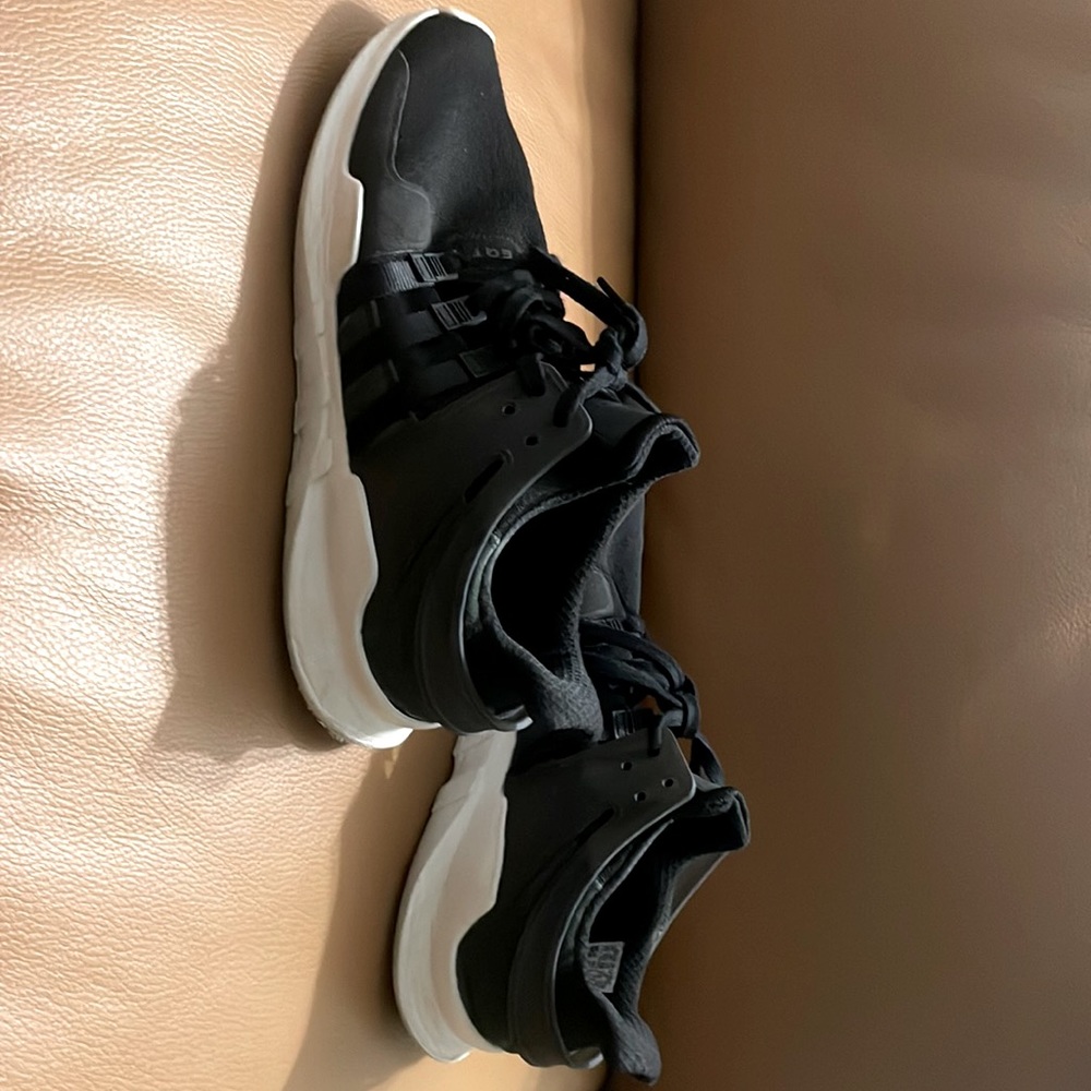 Adidas men’s black shoes